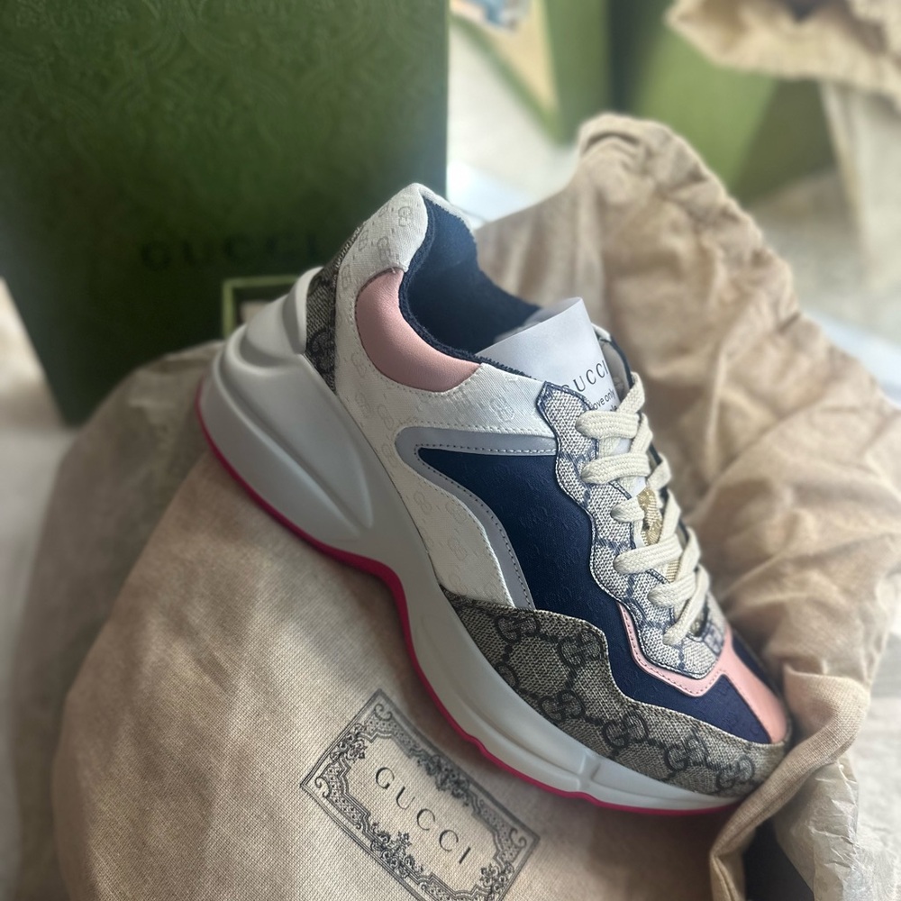 Authentic Gucci Women's Rhyton sneaker